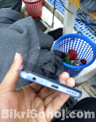 Vivo y21